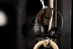PHILIPS TASH402BK 00 Wireless With mic Bluetooth Headset  Black On the Ear की तस्वीर