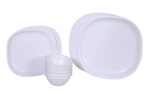 Signoraware Plastic Square Dinner Set White 24 Pieces की तस्वीर